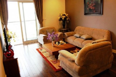 3-bedroom on top floor for rent in Lancaster Hanoi, 20 Nui Truc Ba Dinh