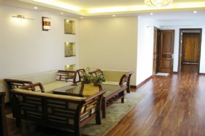 Beautiful and spacious 02 bedrooms serviced apartment for rent at Trich Sai, Tay Ho District, Hanoi