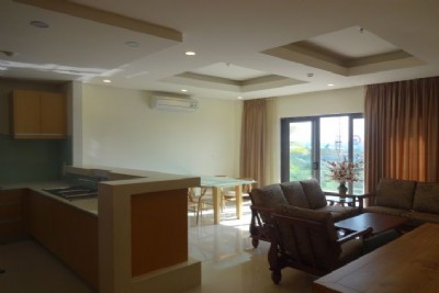 Beautiful serviced apartment with West Lake view for rent in Au Co street, Tay Ho district, Hanoi.