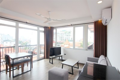 Bright 1 bedroom apartment  for rent on To Ngoc Van street, Tay Ho district