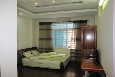 Cheap studio apartment for rent in Lieu Giai street, Ba Dinh district, Hanoi