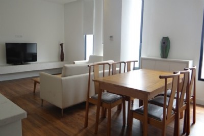 New serviced apartment for rent in Dong Da, near Ba Mau lake