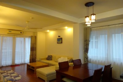 Serviced apartment for rent in Hoang Hoa Tham street, Ba Dinh district.